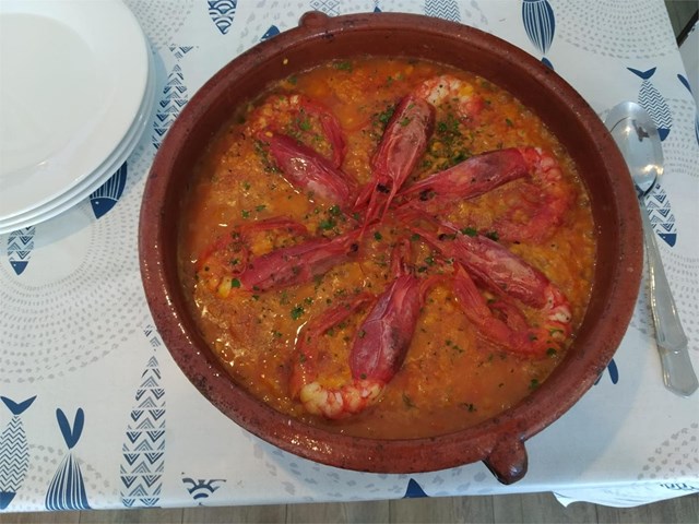¡Pruebe los mejores pescados, arroces y fideos de Galicia en Restaurante Loureiro!
